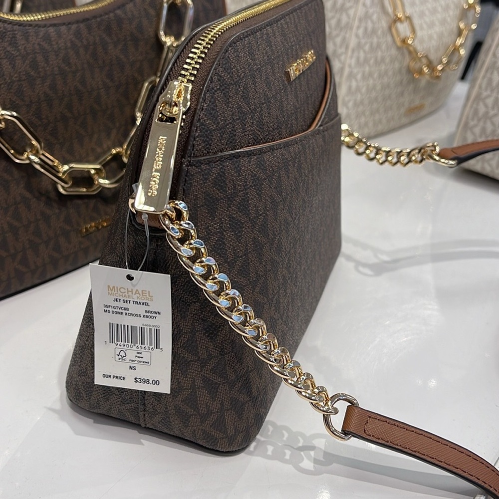 MICHAEL KORS
Jet Set Travel Medium Logo Dome Crossbody Bag
Brown 
NWT - Picture 15 of 16